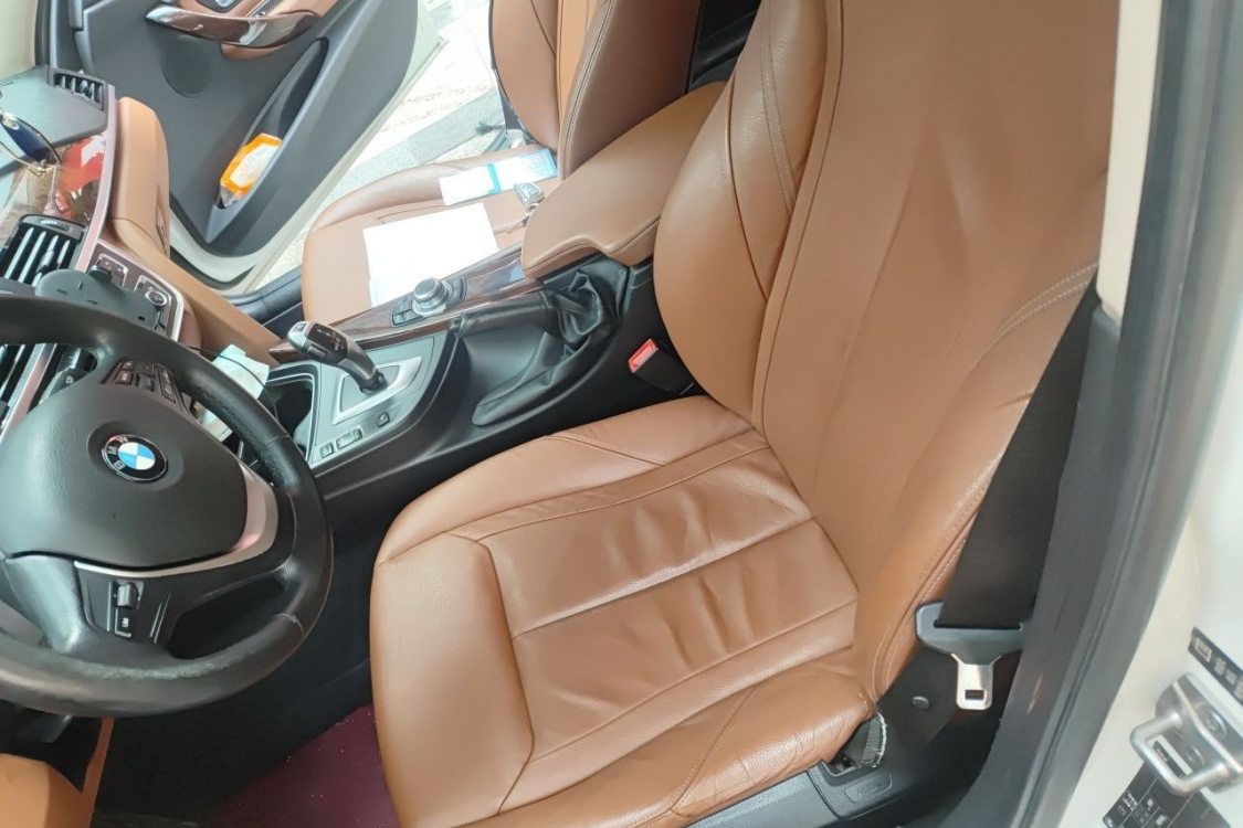BMW 3 Series 2012 #18 BMW 3 Series 2012 car image #18