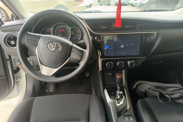 Toyota Corolla 2018 #10 Toyota Corolla 2018 car image #10