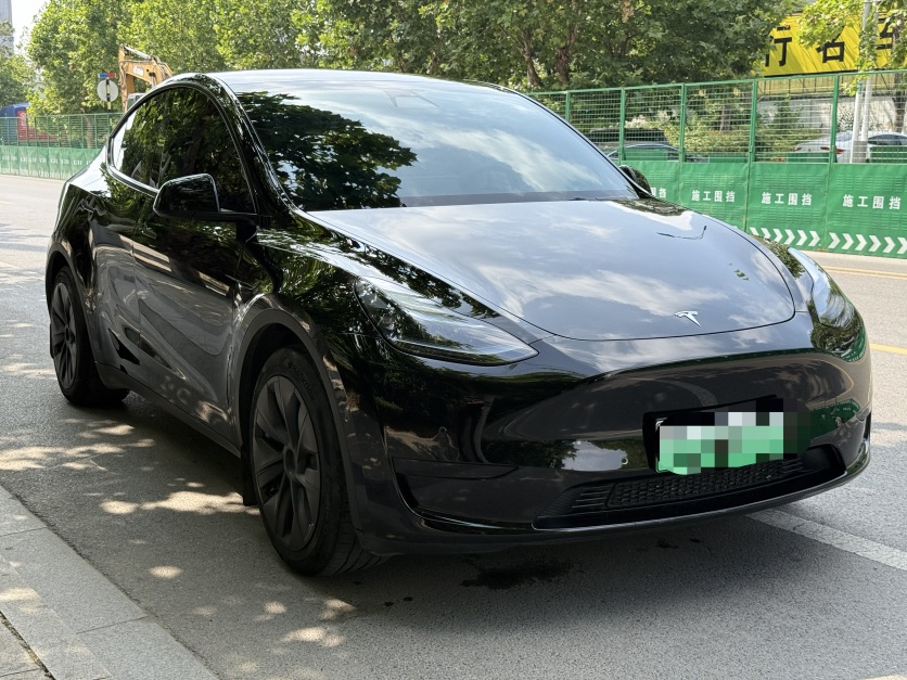 Tesla Model Y 2022 #3 Tesla Model Y 2022 car image #3