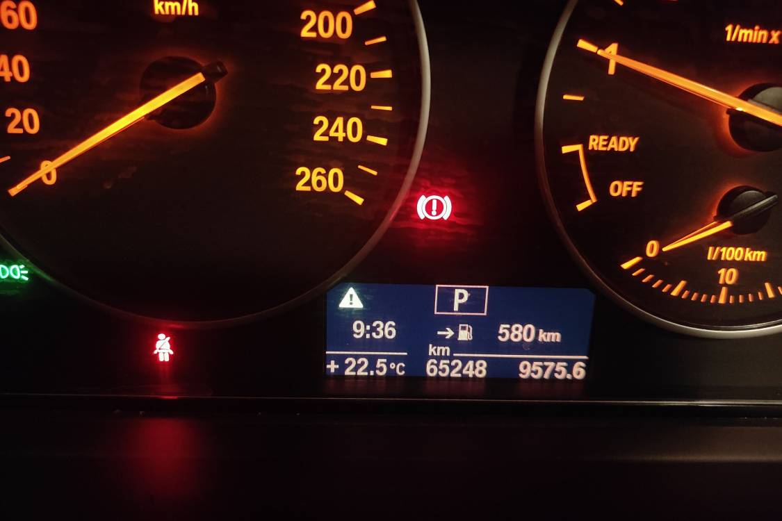 BMW 3 Series 2014 صورة سيارة #24