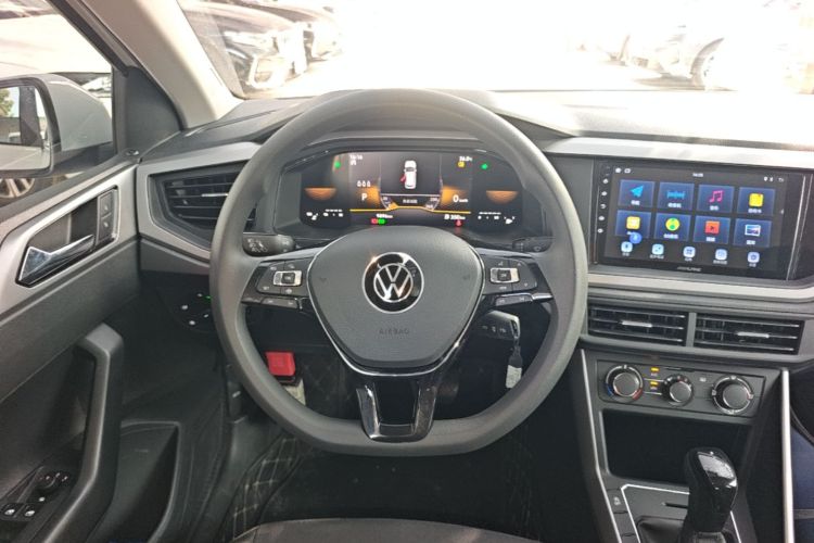 Volkswagen Polo 2023 #11 Volkswagen Polo 2023 car image #11