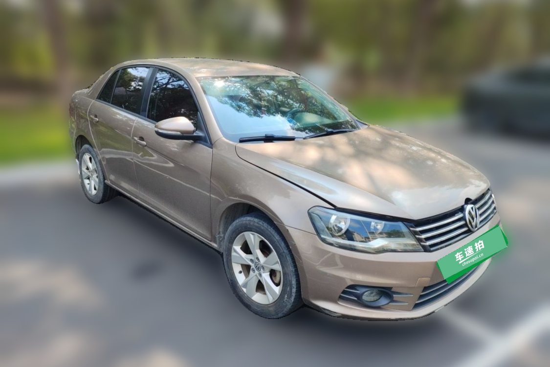 Volkswagen Bora 2015 car image #2