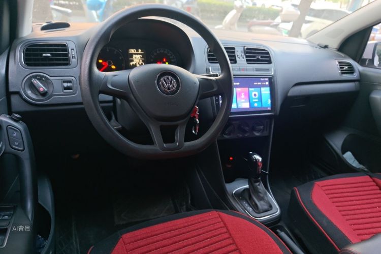 Volkswagen Polo 2016 car image #11