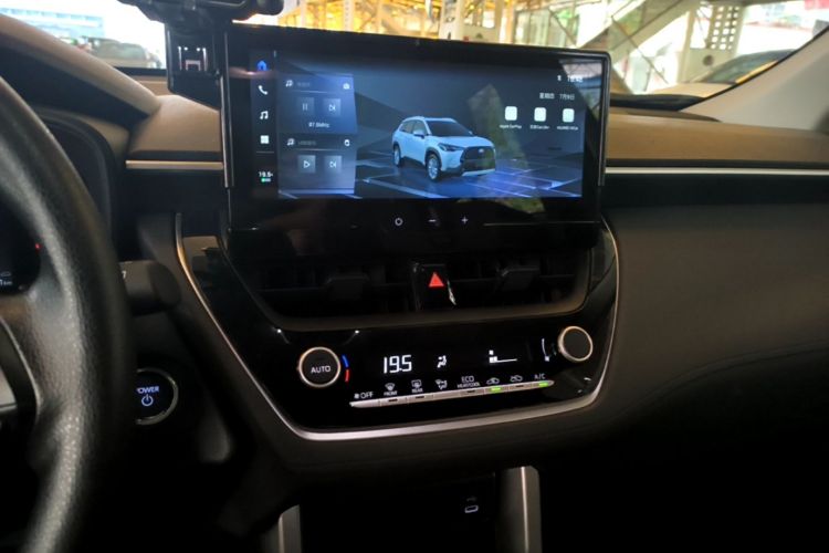 Toyota Corolla Cross 2023 car image #17