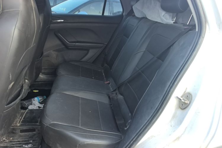Volkswagen T-Cross 2020 immagine di auto #17
