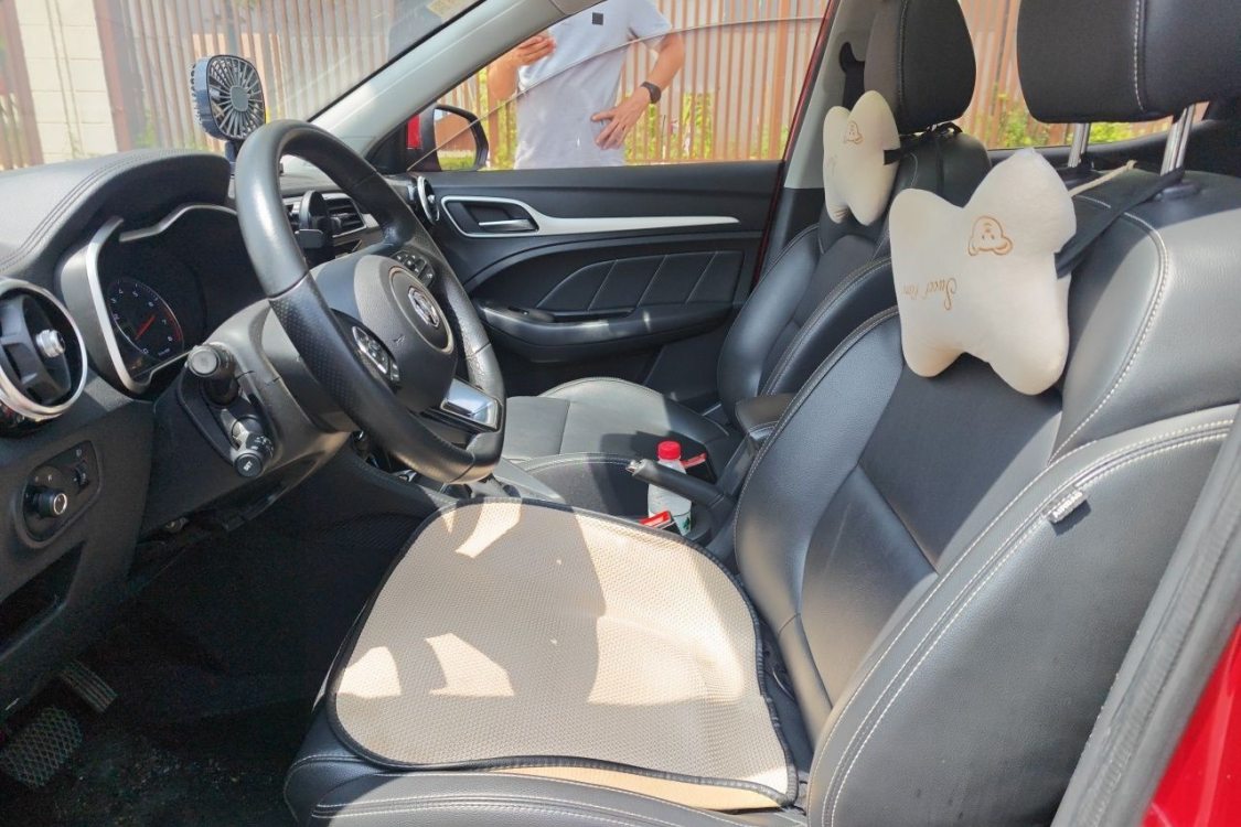 MG ZS 2018 car image #18