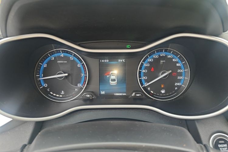 GEELY Emgrand 2019 #12 GEELY Emgrand 2019 car image #12