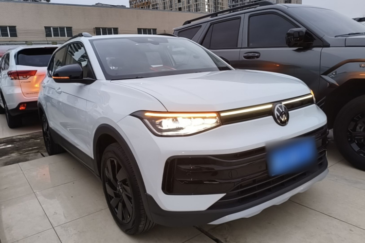 Volkswagen Tharu 2025 #6 Volkswagen Tharu 2025 immagine di auto #6