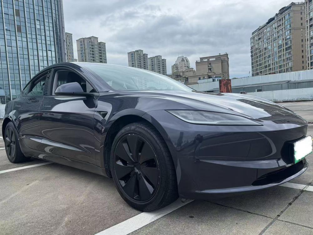 Tesla Model 3 2025 imagem de carro #3