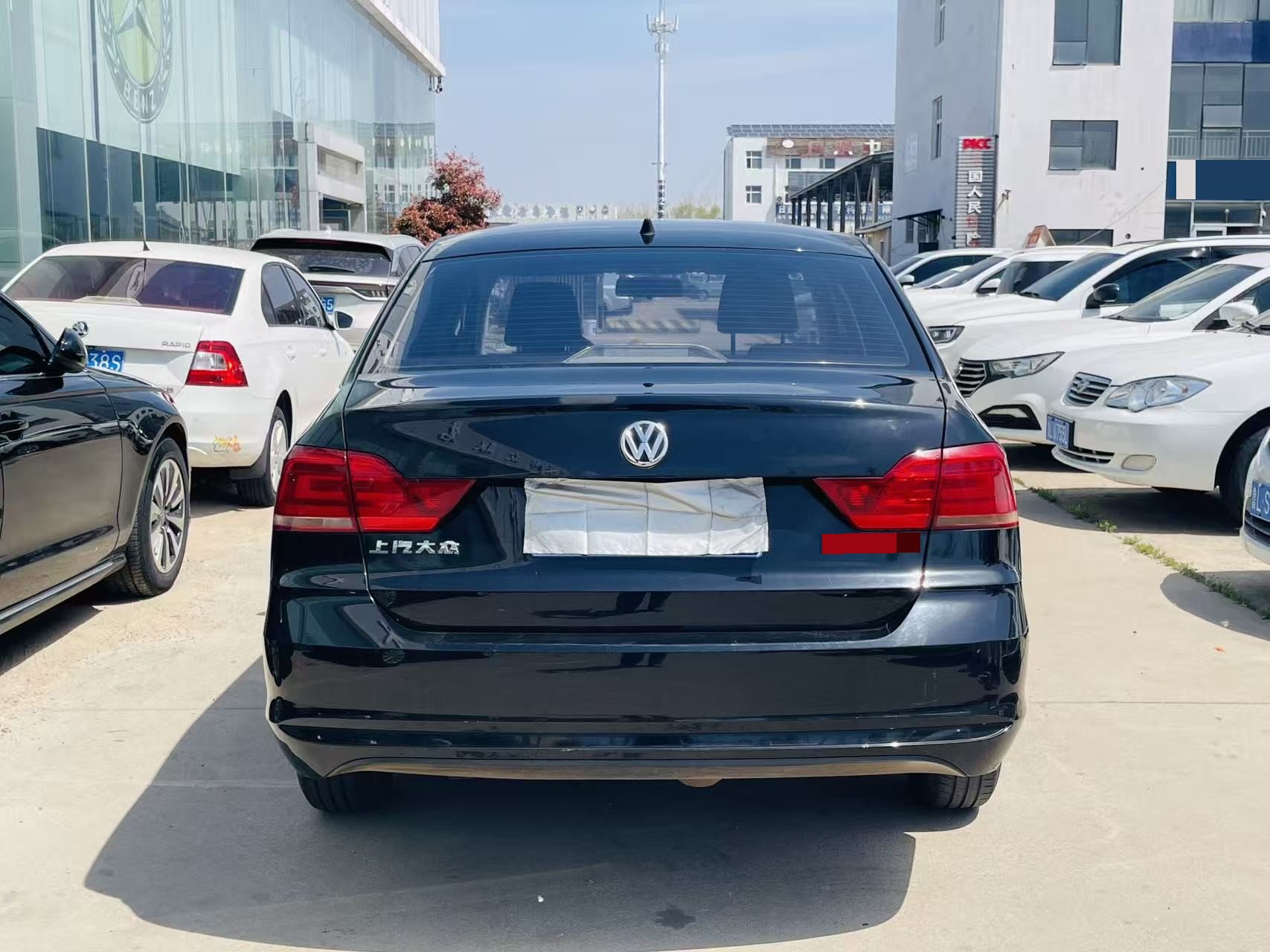 Volkswagen Santana 2021 صورة سيارة #6