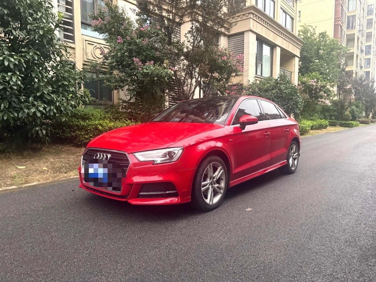Audi A3 2018 car image 