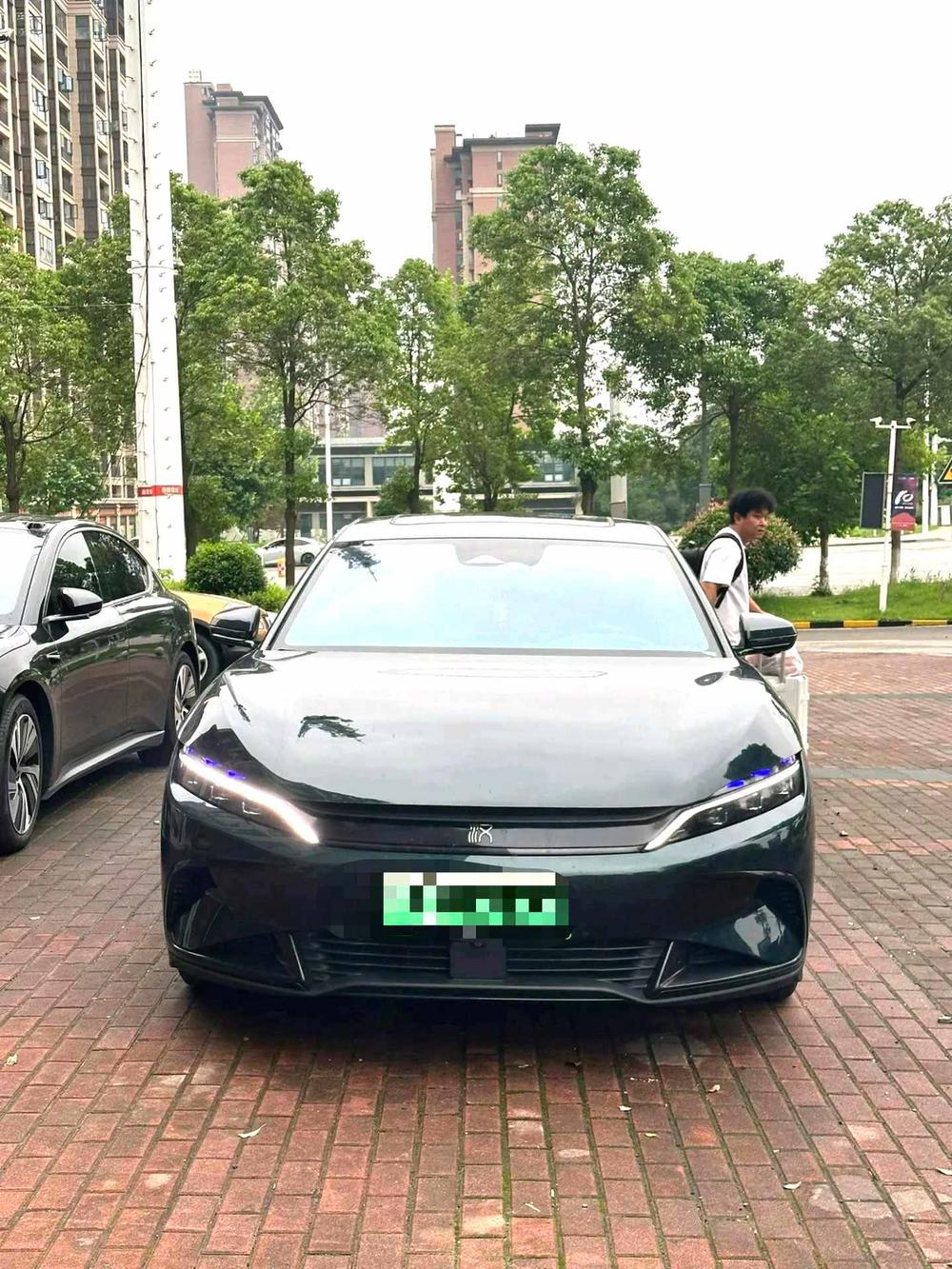 BYD Han 2023 car image #7