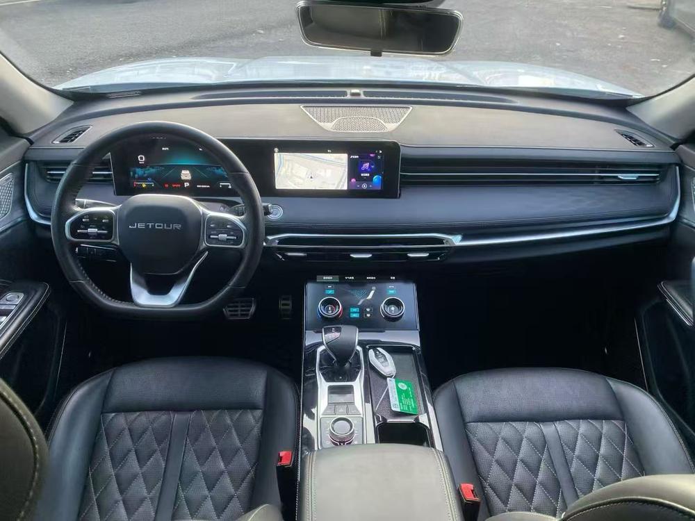 Jetour X70 PLUS 2023 car image #7