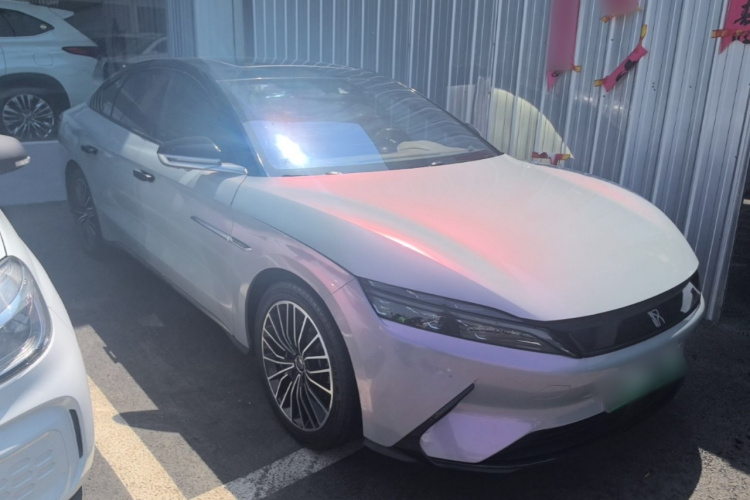 BYD Han 2021 car image #4