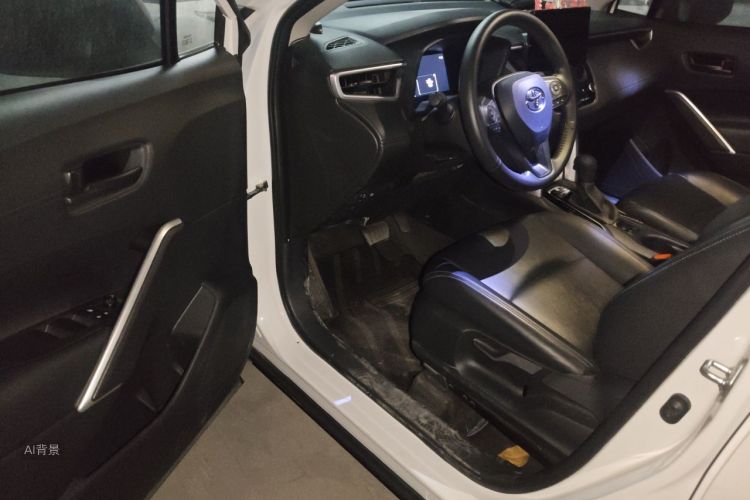 Toyota Corolla Cross 2023 immagine di auto #18