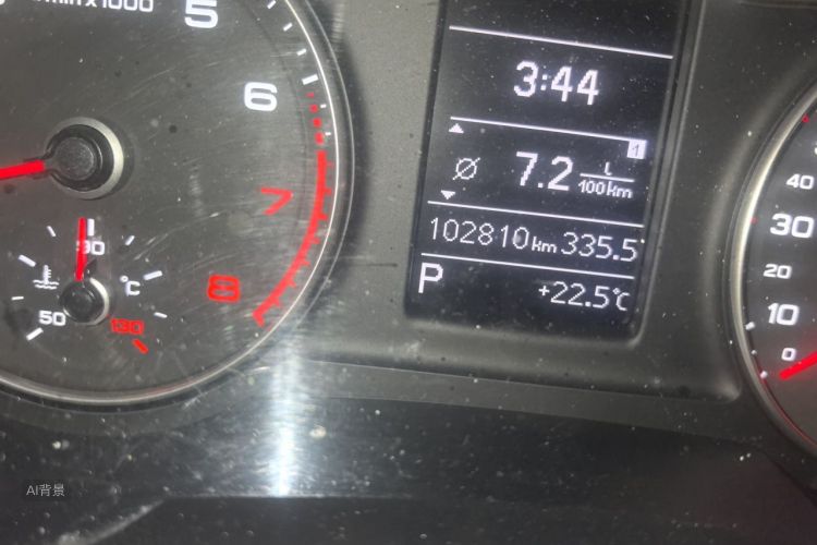 Audi Q3 2016 car image #14