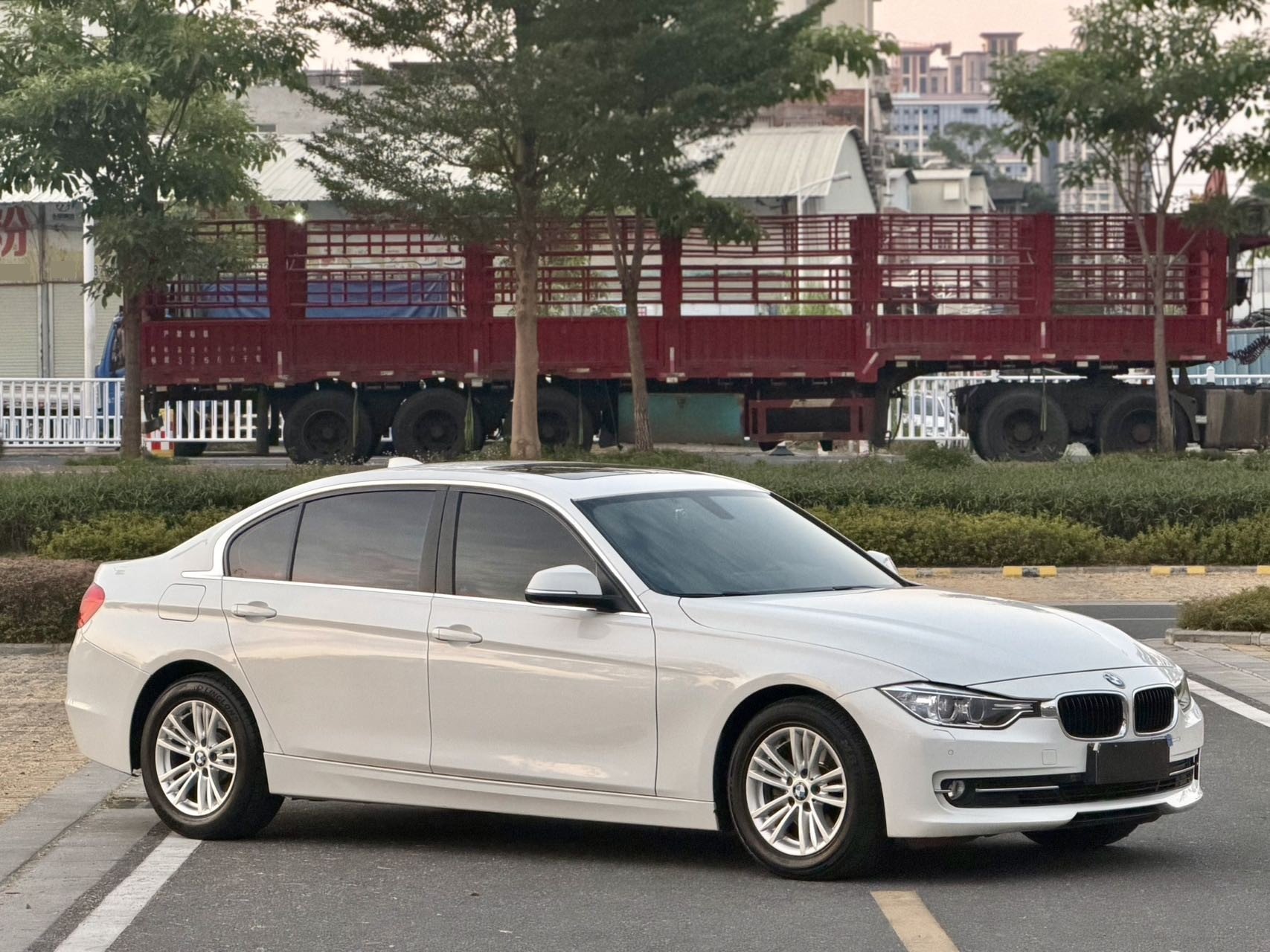 BMW 3 Series 2014 #3 BMW 3 Series 2014 car image #3