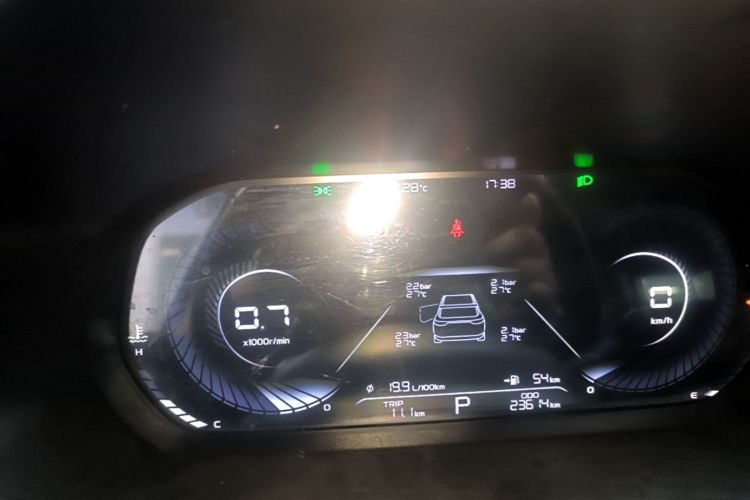 GEELY Emgrand 2022 #13 GEELY Emgrand 2022 car image #13