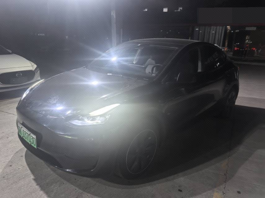 Tesla Model Y 2023 Tesla Model Y 2023 car image