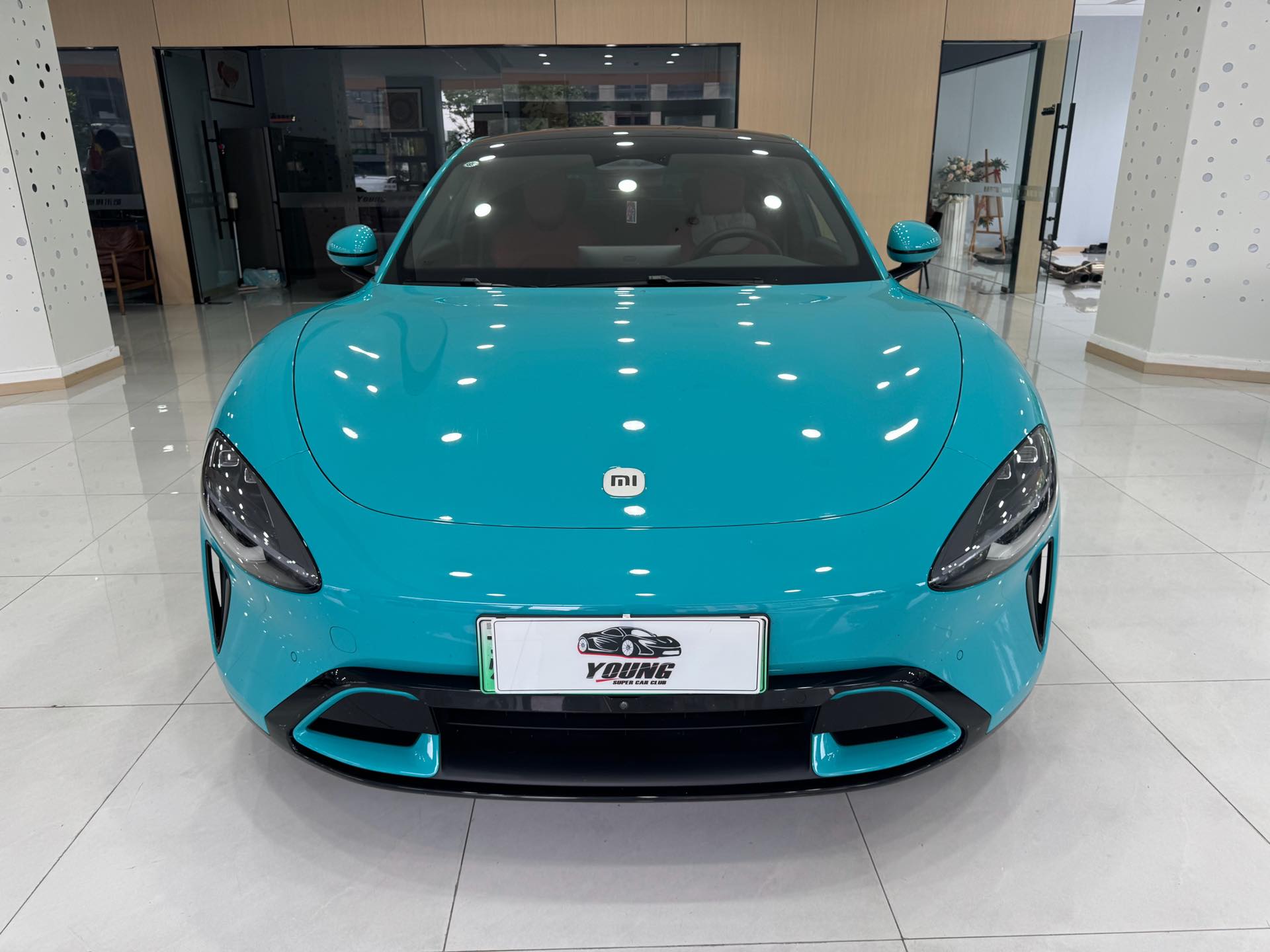 MI SU7 2024 car image #2