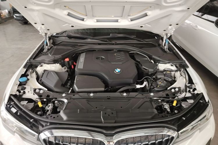 BMW 3 Series 2020 #20 BMW 3 Series 2020 car image #20