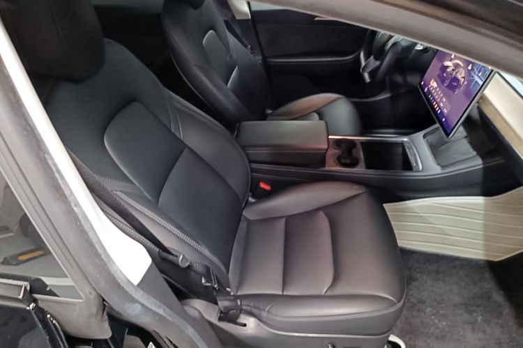 Tesla Model Y 2022 #24 Tesla Model Y 2022 immagine di auto #24