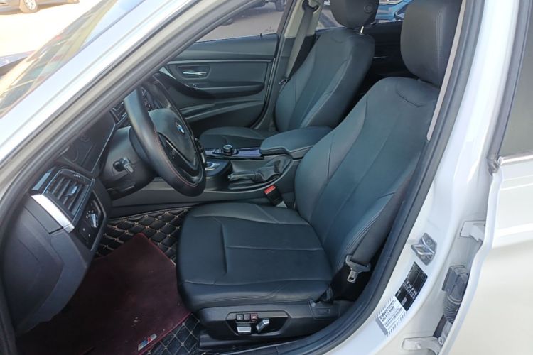 BMW 3 Series 2017 #15 BMW 3 Series 2017 car image #15