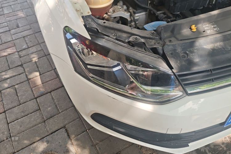 Volkswagen Polo 2018 car image #8