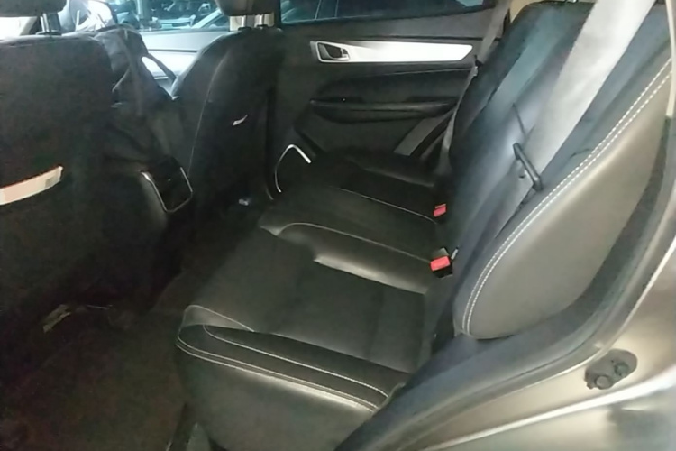 GEELY Vision X6 2018 car image #17