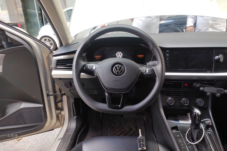 Volkswagen Lavida 2021 #12 Volkswagen Lavida 2021 car image #12