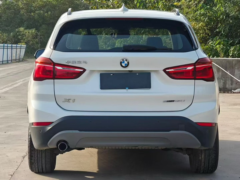 BMW X1 2018 #5 BMW X1 2018 car image #5