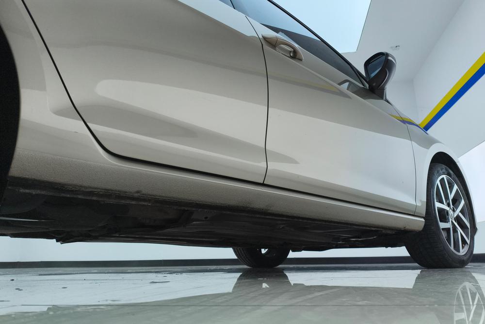 Volkswagen Golf 2020 car image #8