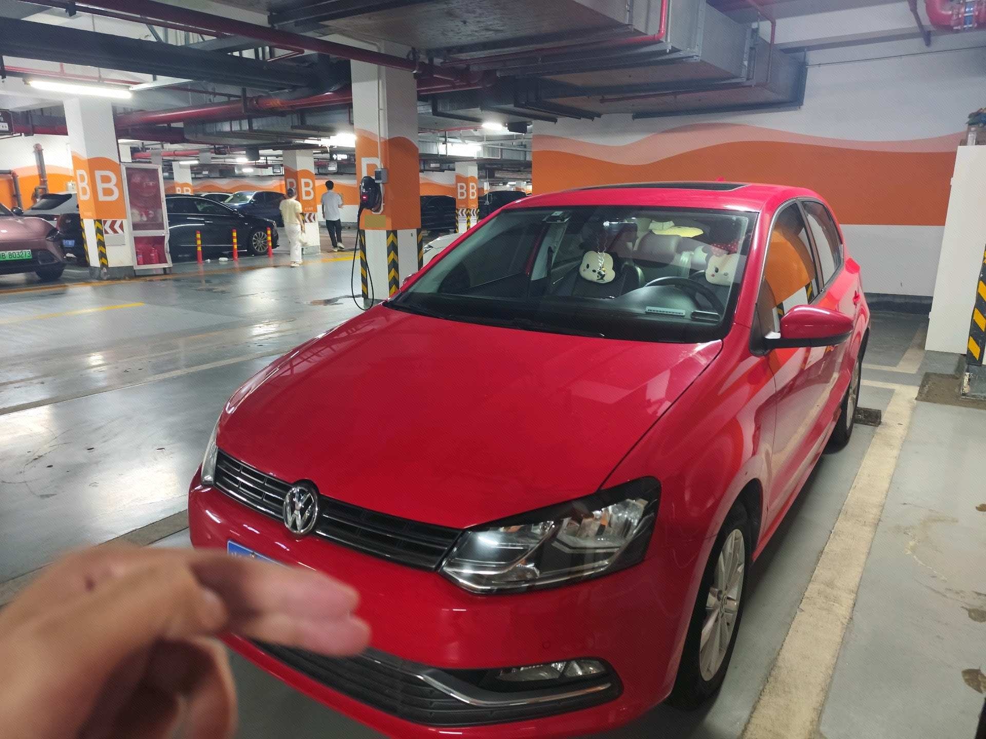 Volkswagen Polo 2017 car image 