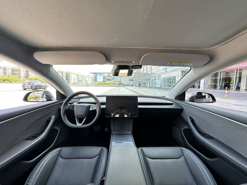 Tesla Model 3 2024 #13 Tesla Model 3 2024 car image #13