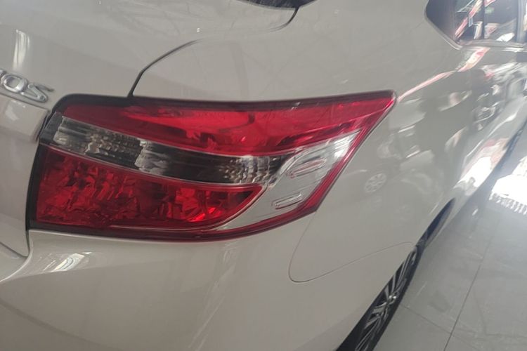 Toyota Vios 2015 #8 Toyota Vios 2015 car image #8