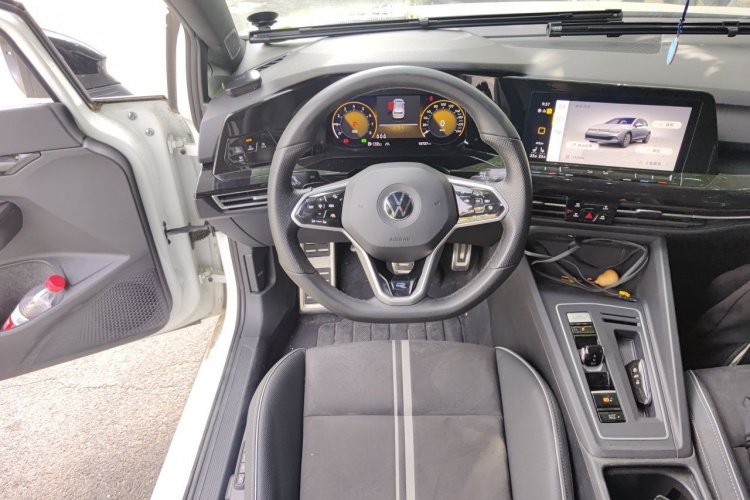 Volkswagen Golf 2023 #11 Volkswagen Golf 2023 car image #11