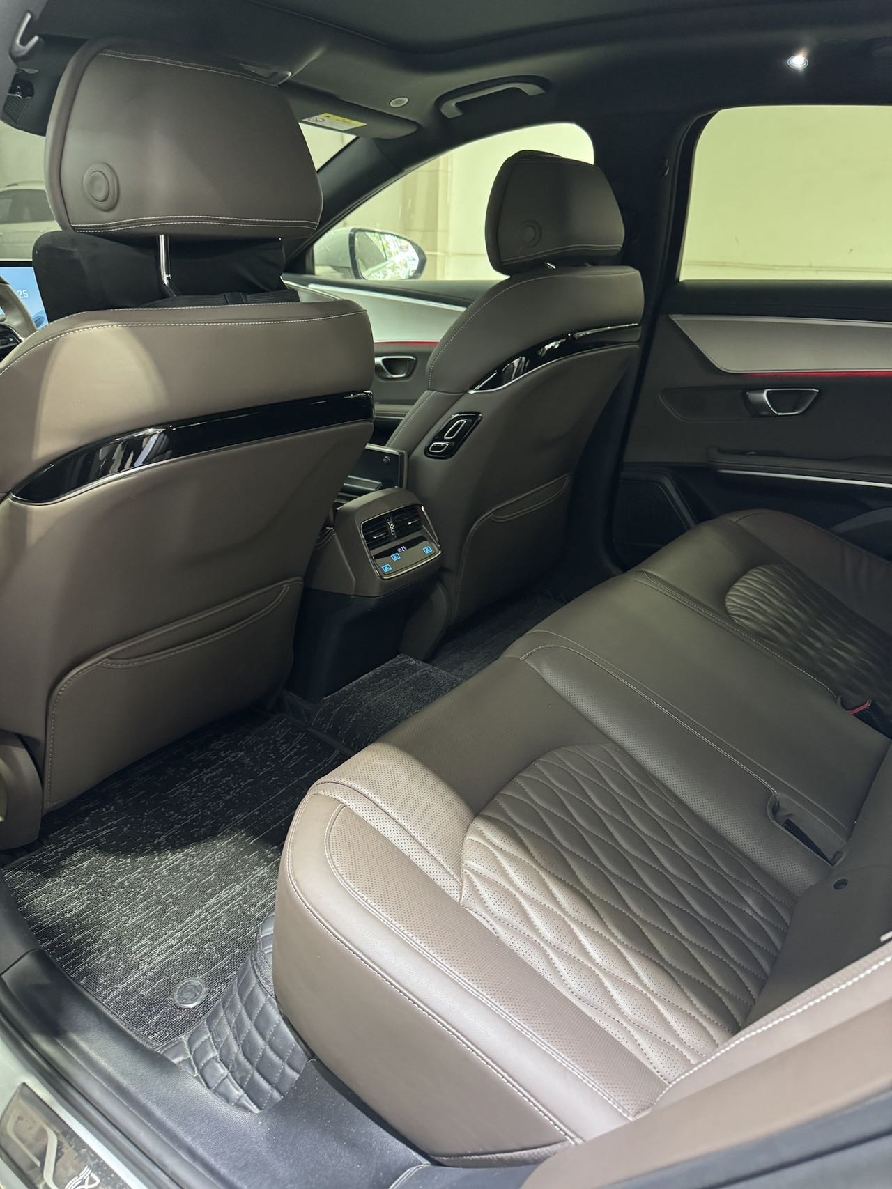 BYD Han 2025 #3 BYD Han 2025 изображение автомобиля #3