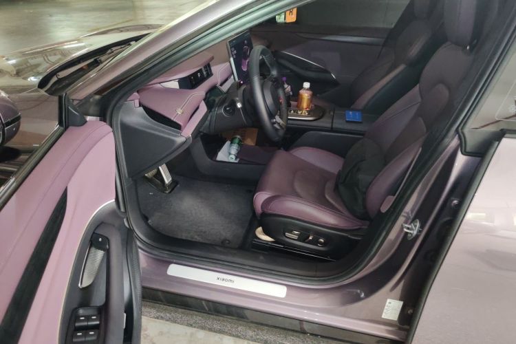 MI SU7 2024 immagine di auto #13