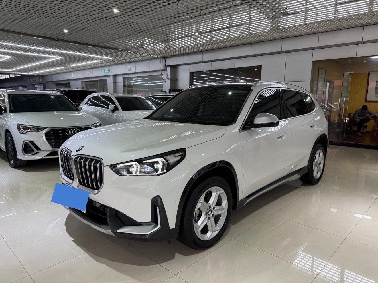 BMW X1 2023 BMW X1 2023 car image
