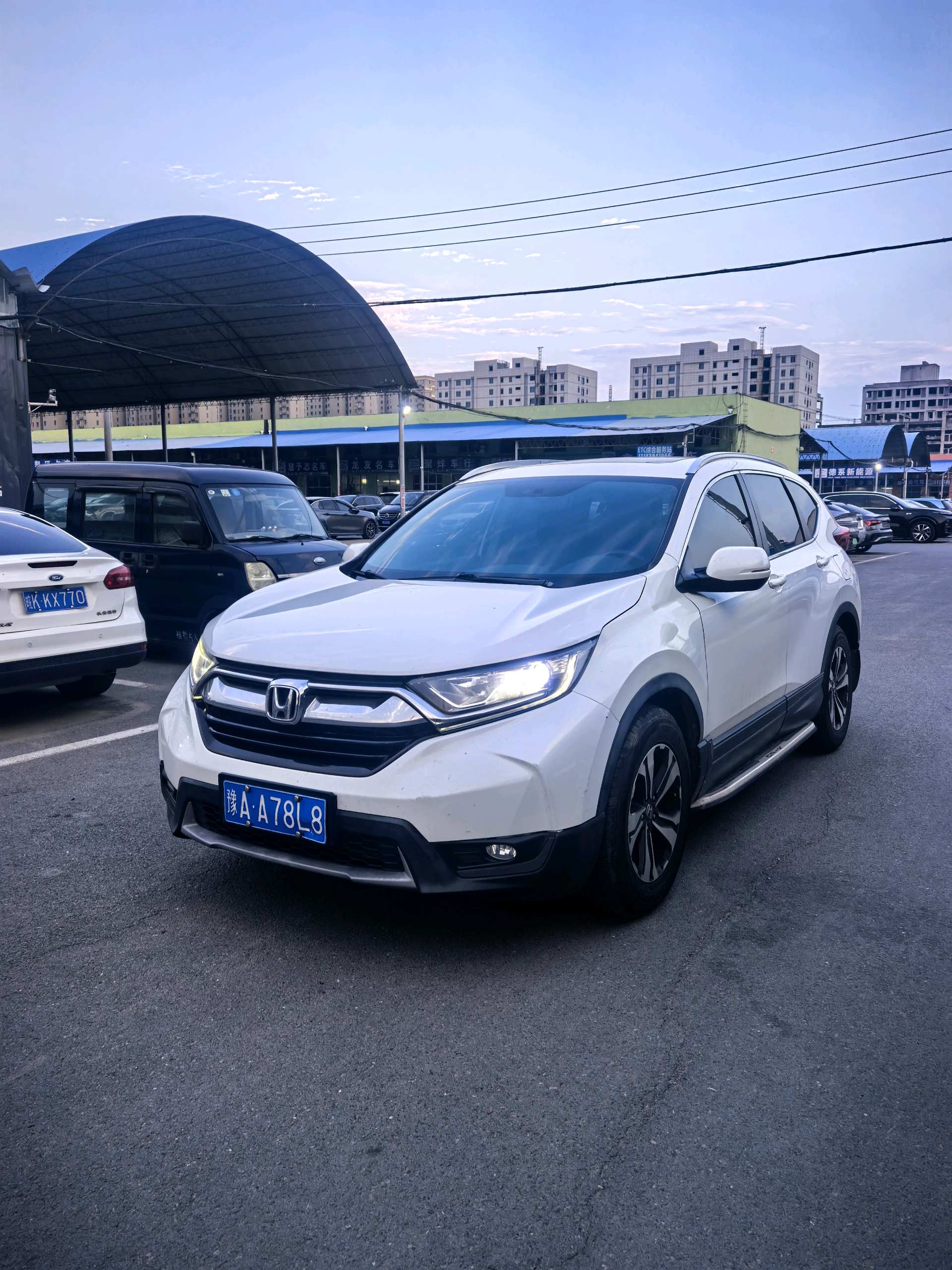 Honda CR-V 2019 Honda CR-V 2019 car image