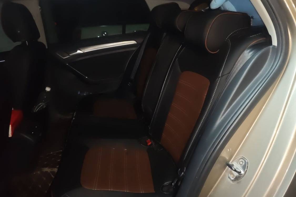 Volkswagen Golf 2014 immagine di auto #19