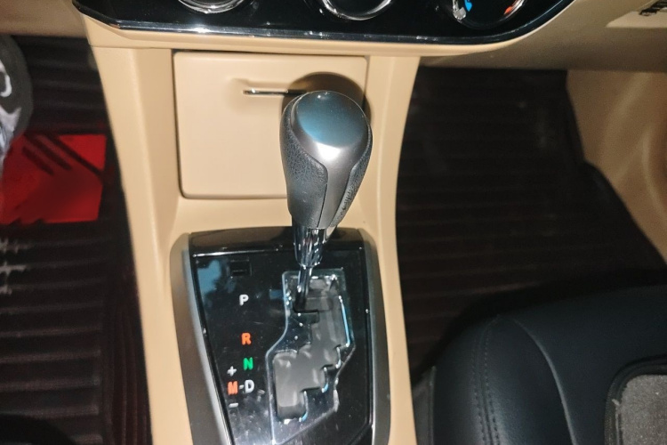 2016 #18 2016 car image #18