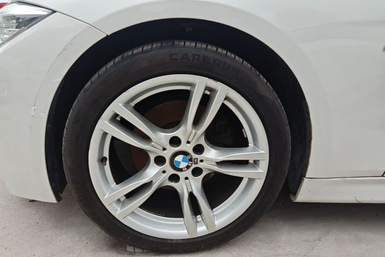 BMW 3 Series 2017 #9 BMW 3 Series 2017 car image #9
