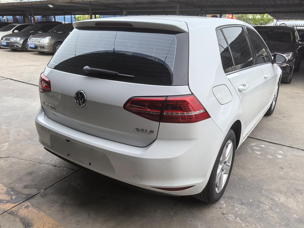 Volkswagen Golf 2016 car image #5