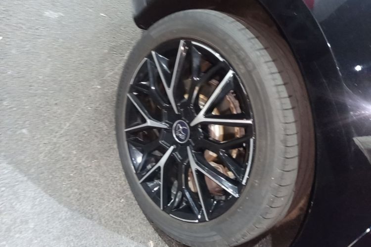 BYD Han 2025 immagine di auto #10