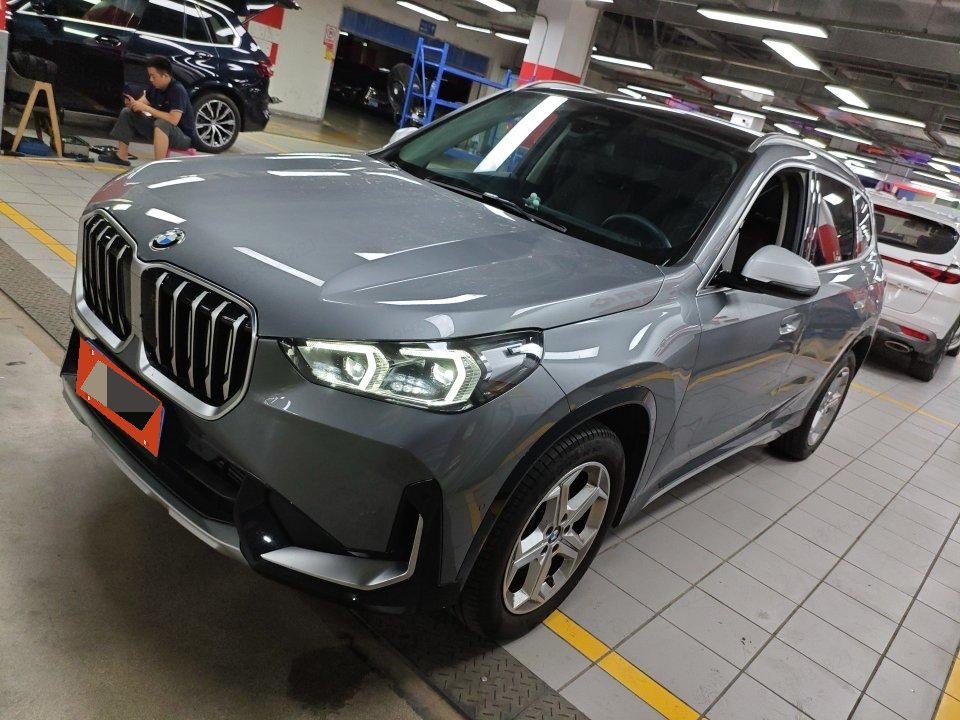 BMW X1 2024 car image 