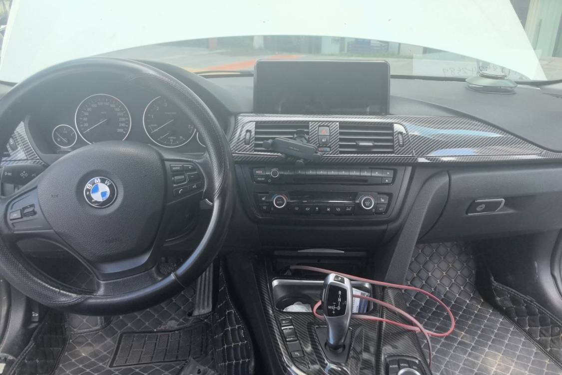 BMW 3 Series 2015 car image #21