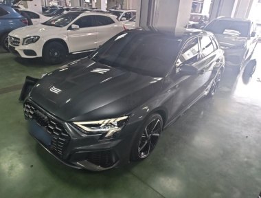 Audi A3 2024 immagine di auto 