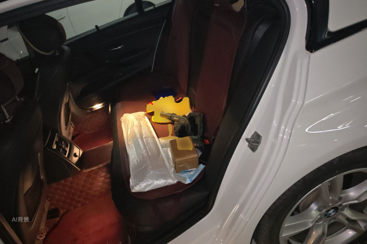 BMW 3 Series 2018 صورة سيارة #19