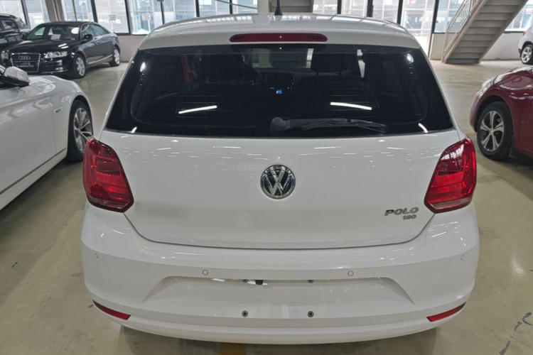 Volkswagen Polo 2018 car image #6
